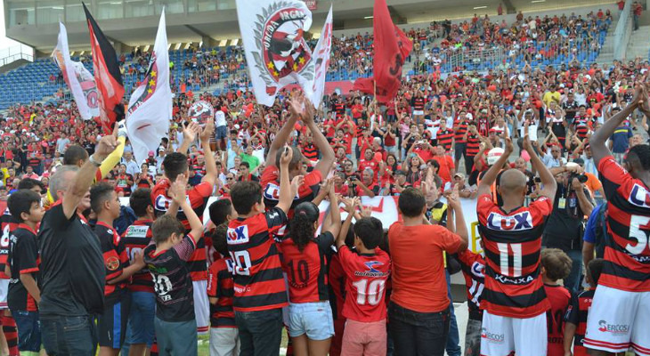  Com bom futebol em campo, Campinense tem lotado as arquibancadas do Estadual Paraibano!