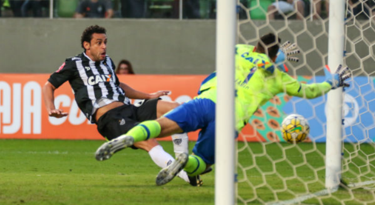  Nem gol do estreante Fred salvou o Atlético Mineiro da derrota para o rival Cruzeiro e da zona de rebaixamento!