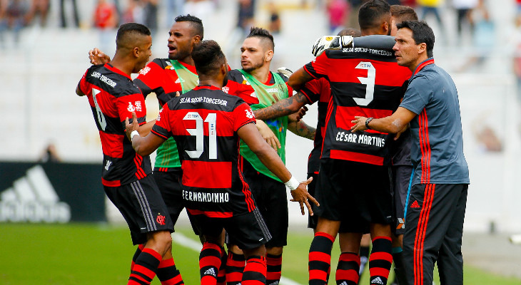  Flamengo pode estar fora do G4 real, mas ostenta a melhor campanha entre os visitantes do Brasileirão!
