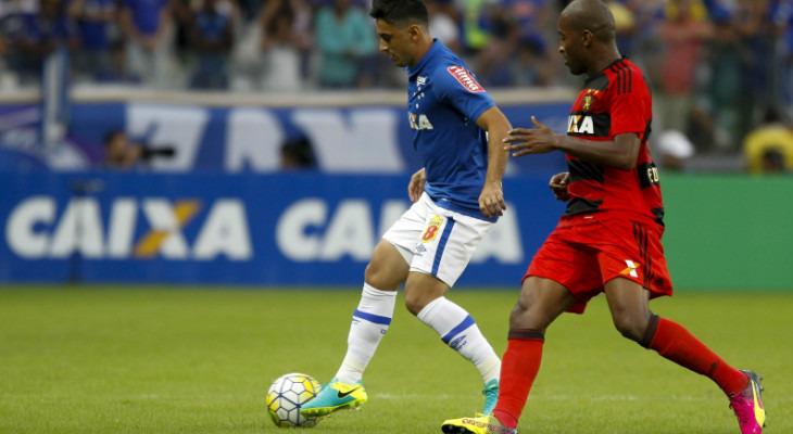  Cruzeiro caiu ante o Sport e sofreu sua quarta derrota como mandante em oito jogos pelo Brasileirão!