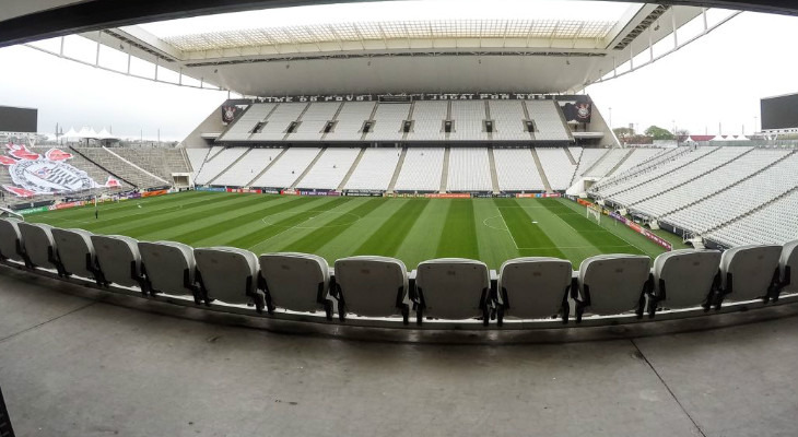  Tem sobrado lugares nas arquibancadas, pela primeira vez, na Arena Corinthians durante o Brasileirão!