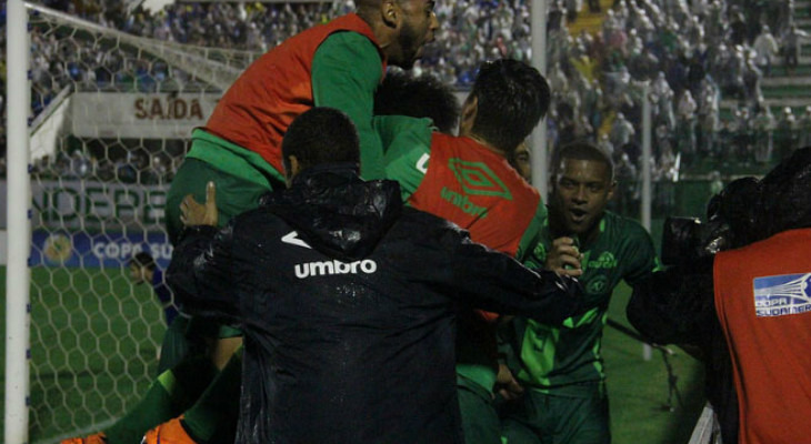  Chapecoense, que em 2009 disputava a Série D, hoje faz história na Copa Sul-americana!