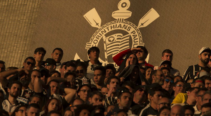  Corinthians é um dos campeões estaduais que também faturou a Copa do Brasil no mesmo ano!