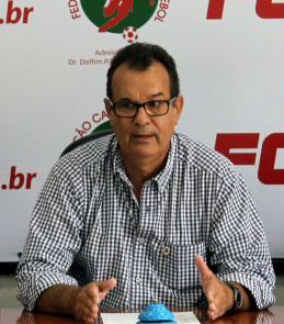  Rubens Renato Angelotti, presidente da FCF que cobra 10% dos clubes!
