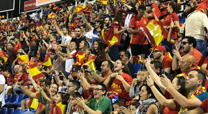  Nem catalães, nem madrilenhos. Espanhóis unidos na classificação da Fúria para a Copa do Mundo 2018!