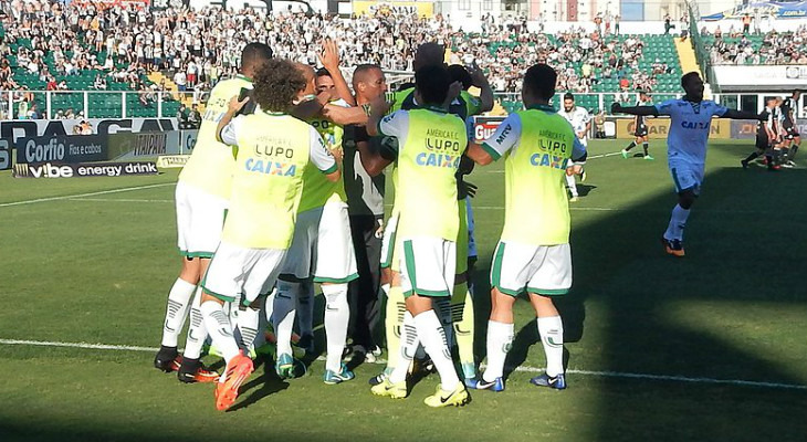  América Mineiro superou o Figueirense, obteve o acesso e chegou a 18 vitórias na liderança da Série B!
