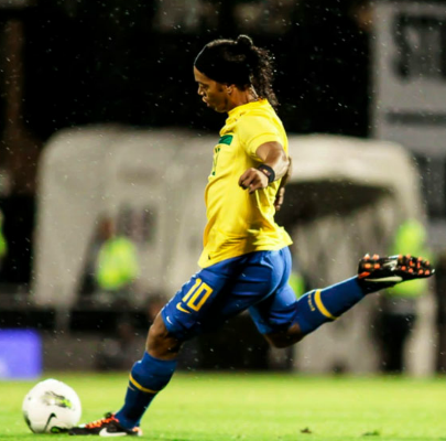  Ronaldinho Gaúcho deixará saudade após se aposentar dos gramados!