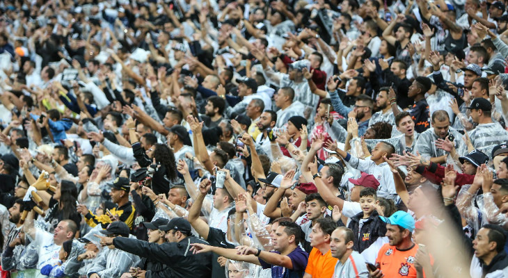  Corinthians começou a defesa do título no Brasileirão com vitória e maior público pagante!