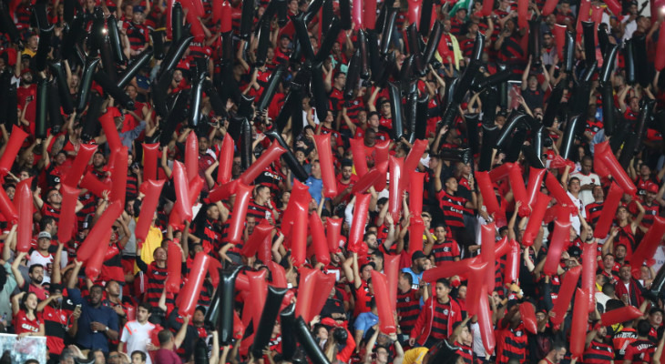  Flamengo chegou às semifinais da Copa do Brasil com o apoio de mais de 50 mil pagantes!