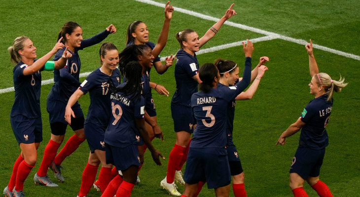  França, dona da casa, começou sua caminhada na Copa do Mundo Feminina com goleada ante a Coreia do Sul!