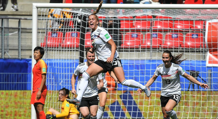  Giulia Gwinn garantiu a vitória da Alemanha sobre a China pela abertura do Grupo B da Copa do Mundo Feminina!