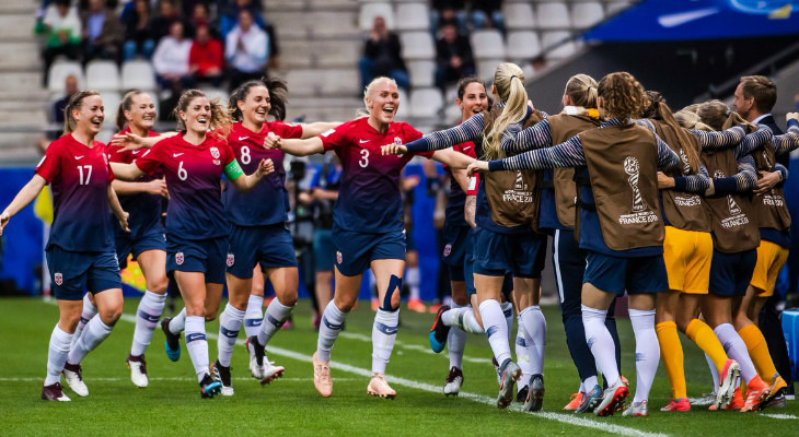  Noruega não teve problemas para passar pela Nigéria na estreia da Copa do Mundo Feminiina!