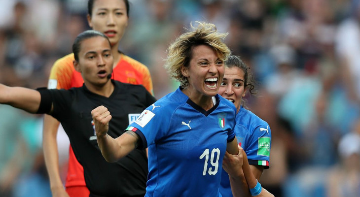  Itália manteve o bom momento contra a China e se garantiu nas quartas de final da Copa do Mundo Feminina!