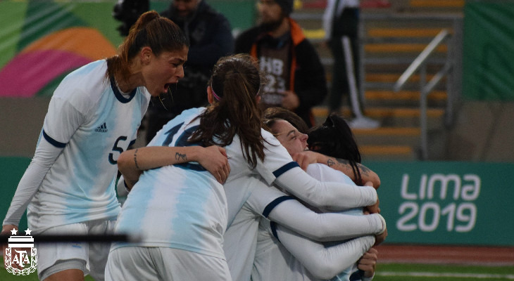  Argentina disputará sua primeira final de futebol feminino nos Jogos Pan-americanos!
