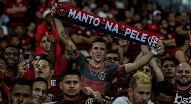  Libertadores e Brasileirão! Torcida do Flamengo não se cansa de comemorar - dois títulos em dois dias!