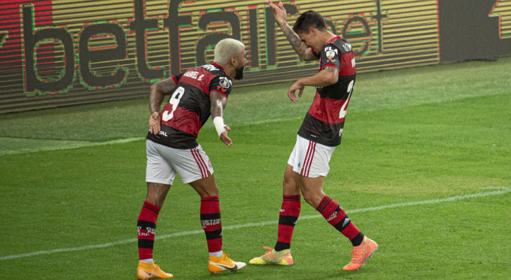  Flamengo, atual campeão, é um dos classificados às oitavas de final da Libertadores!