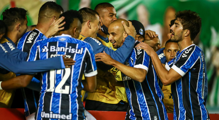  Grêmio tem cinco títulos e está na lista dos campeões que disputarão as quartas de final da Copa do Brasil!