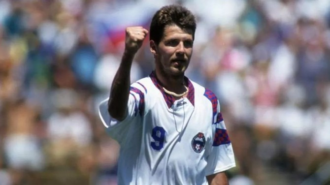  Salenko foi artilheiro da Copa de 1994 e depois não rendeu o esperado