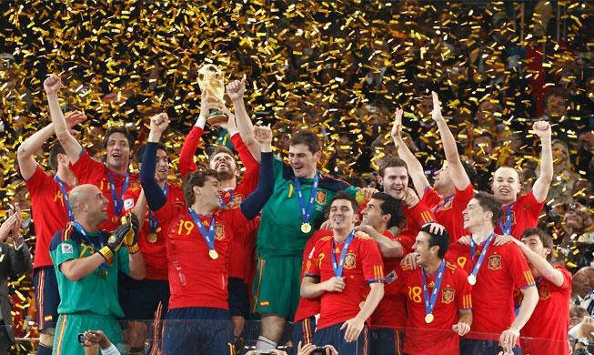  Espanha precisou disputar 13 edições da Copa do Mundo para levantar o cobiçado troféu!