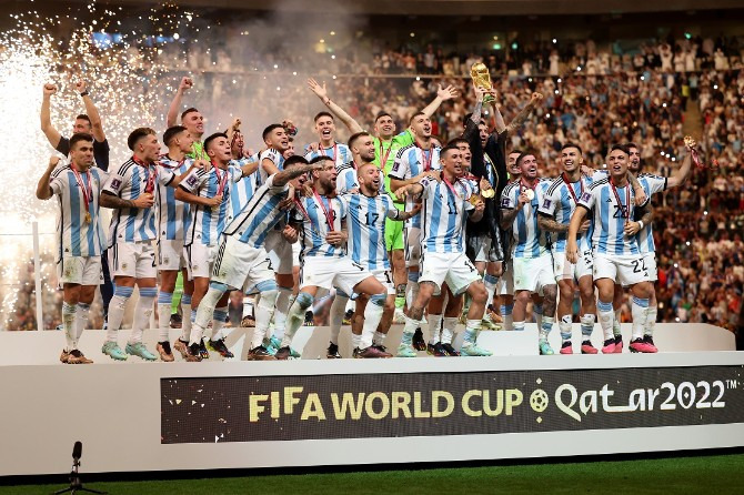  Argentina foi campeã da Copa do Mundo com quatro vitórias, dois empates e uma derrota!