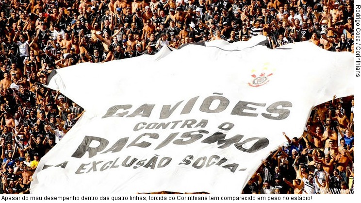  Apesar do mau desempenho dentro das quatro linhas, torcida do Corinthians tem comparecido em peso no estádio!