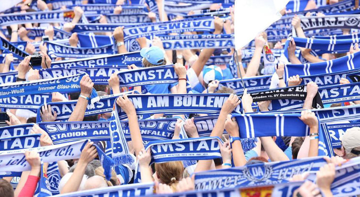  Darmstadt sofreu por muito tempo, mas está de volta à Bundesliga após 33 temporadas!