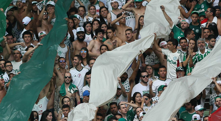  Média do Palmeiras saltou de menos de 20 mil pagantes para mais de 30 mil torcedores no Brasileirão!