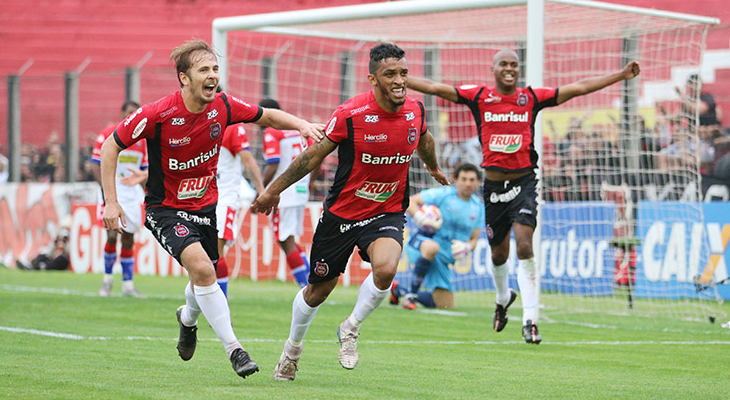  Brasil tem a vantagem do empate e ainda não perdeu por diferença de dois ou mais gols fora de casa na Série C!