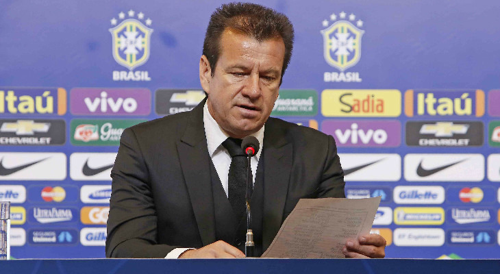  Contra a eterna rival Argentina, Dunga terá a missão de encerrar o jejum de vitórias do Brasil fora de casa!
