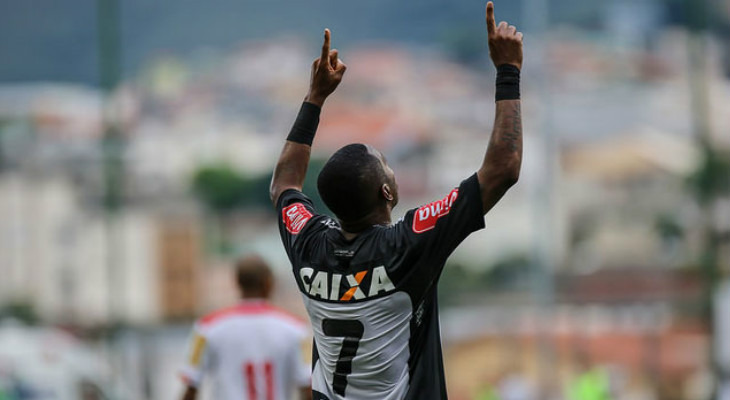  Robinho será uma das atrações da abertura do Brasileirão, uma vez que o seu Atlético Mineiro enfrentará o Santos, seu antigo clube!