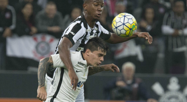  Botafogo foi derrotado pelo Corinthians e, hoje, ostenta campanha pior do que em anos de rebaixamento!