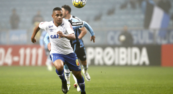  Cruzeiro foi derrotado pelo Grêmio e, hoje, ostenta a pior campanha do Brasileirão 2016!