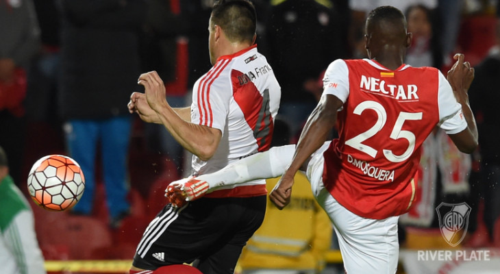  River Plate tem o histórico recente da Recopa Sul-americana a seu favor na disputa pelo título contra o Santa Fe!