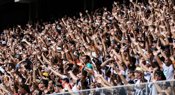  Torcedores têm ido mais aos estádios às segundas-feiras ao longo da Série A do Brasileirão!