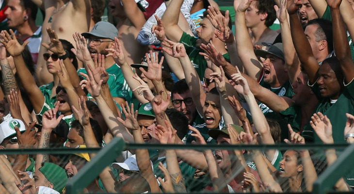  Torcida do Palmeiras está animada e tem lotado os estádios no Brasileirão 2016!