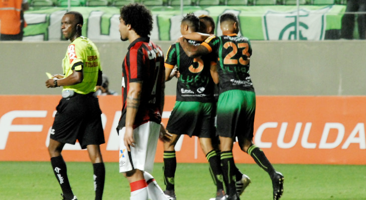  América Mineiro surpreendeu o Atlético Paranaense e passou a lanterna do Brasileirão para o Santa Cruz!