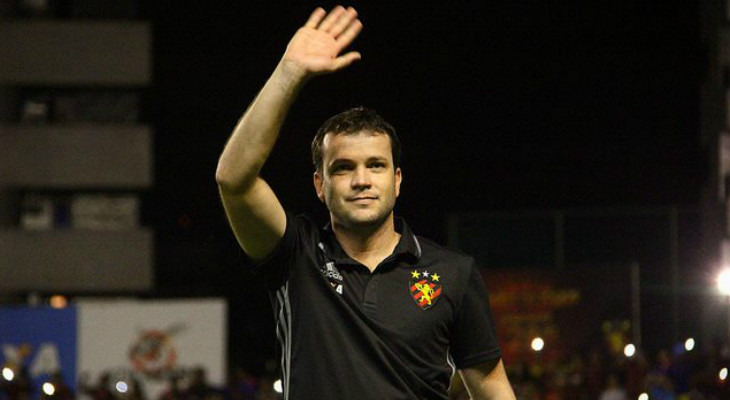  Hoje técnico, ex-volante Daniel Paulista é o mais jovem entre os comandantes dos clubes do Brasileirão!