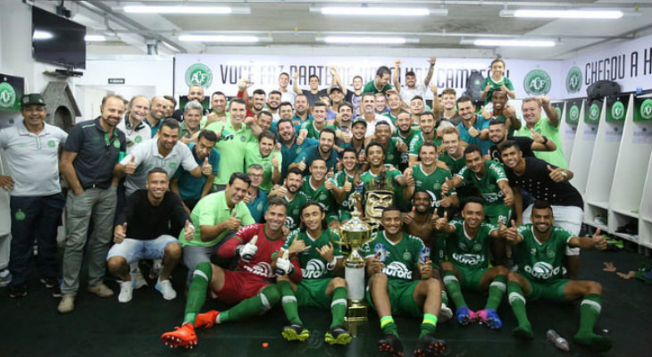  Chapecoense faturou o título do returno e irá decidir Estadual contra o Avaí, campeão do turno!