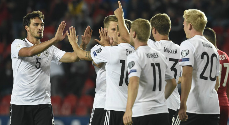  Alemanha sofreu, mas venceu a República Tcheca e ficou mais perto da Copa do Mundo 2018 na Rússia!