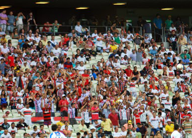  Torcida do Ferroviário voltará a acompanhar a Copa do Nordeste após 19 anos!