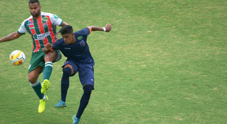  Doze esteve longe do desempenho do ano passado e amargou o rebaixamento no Capixabão!