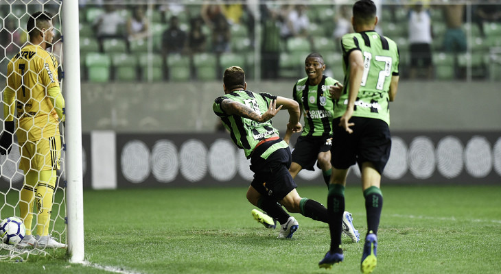  América Mineiro superou o Botafogo e empatou com Flamengo e Fluminense no Independência pelo Brasileirão!