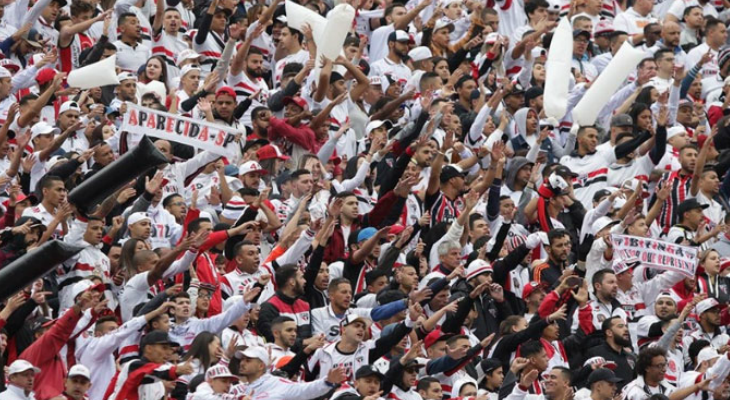  Bem em campo, São Paulo enche as arquibancadas do Morumbi e começa a faturar alto no Brasileirão!
