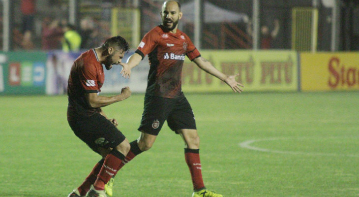  Brasil meteu 5 a 0 no Vila Nova e conseguiu a maior goleada da 35ª rodada da Série B!