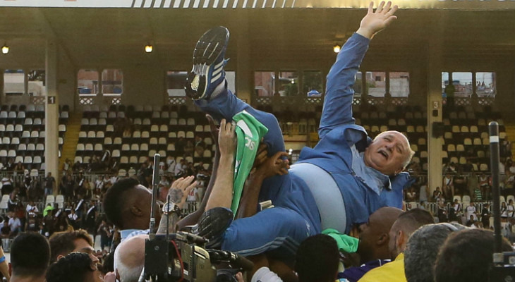  Felipão, após ser campeão com o Grêmio, faturou mais um título do Brasileirão, agora, com o Palmeiras!