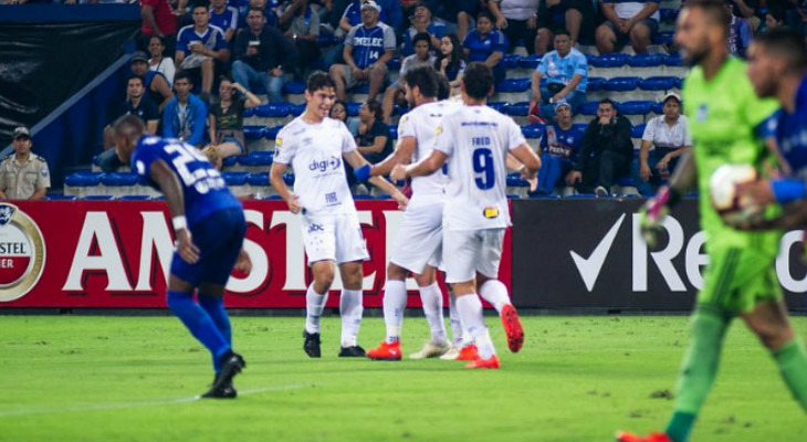  Cruzeiro venceu o Emelec e completou o turno da Libertadores com 100%!