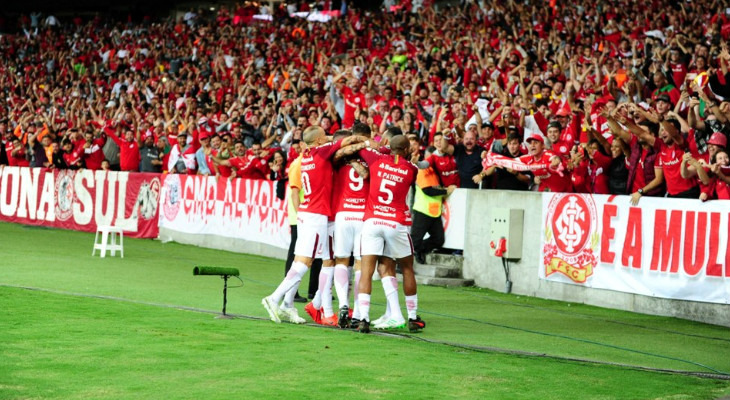 Internacional bateu o Palestino diante da torcida e se classificou antecipadamente na Libertadores!