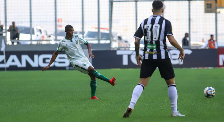  América Mineiro foi goleado em casa pelo Figueirense e segue em situação delicada na Série B!