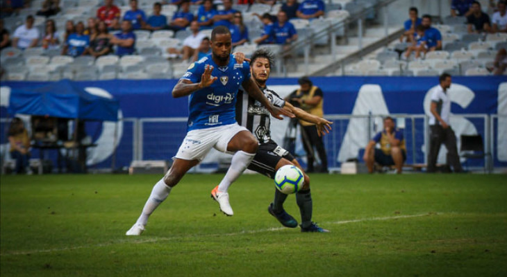  Botafogo passou mais uma partida em branco ao empatar com o Cruzeiro pelo Brasileirão!
