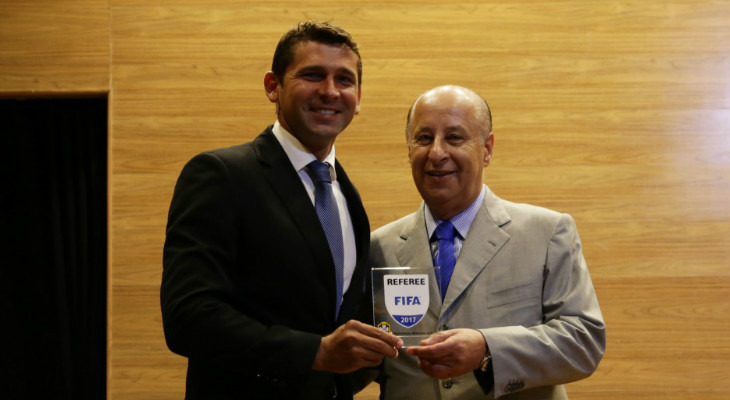  Wagner Reway é do quadro da FIFA e terá a missão de comandar a final da Série D do Brasileirão!